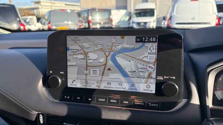 Nissan Qashqai 1.3 DiG-T MH N-Connecta 5dr Petrol Hatchback